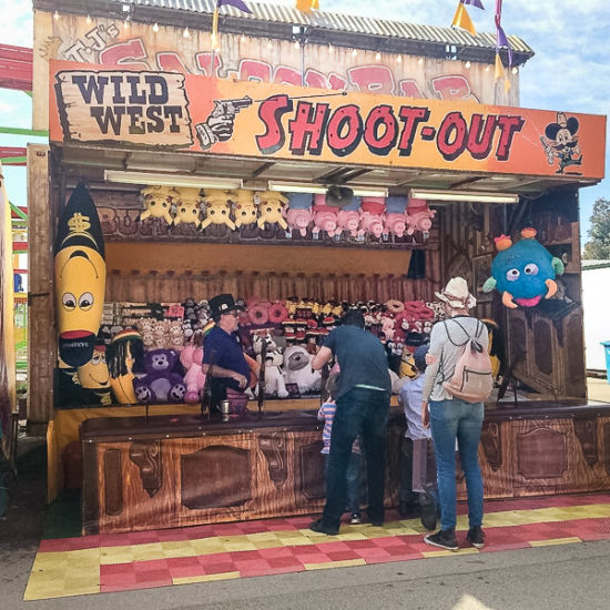 TJ Amusements - Wild West Shooting Gallery | Amusement rides, games and community carnivals in Adelaide, South Australia and beyond.